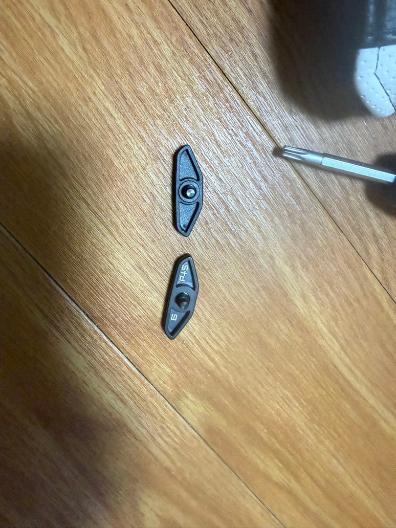 タイトリスト GT2 9° ヘッドのみ(カバー、重り付き)