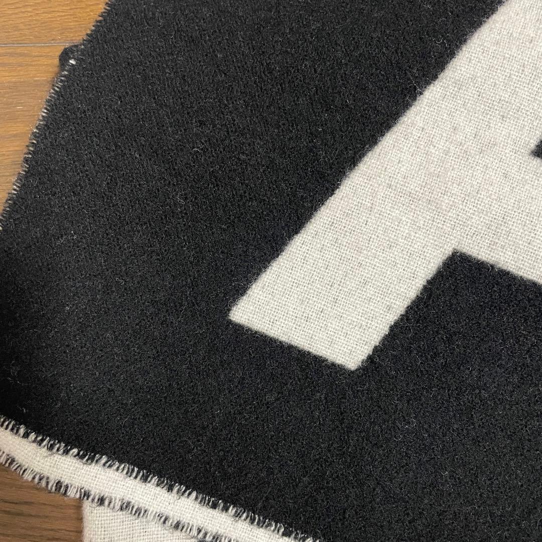 acne studios マフラー　スカーフ　ブラック