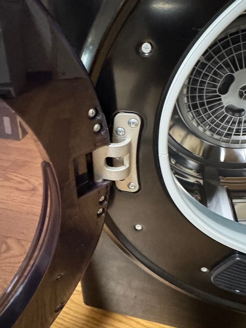 ビーティーエム 小型衣類乾燥機 ES280935AAA ブラック