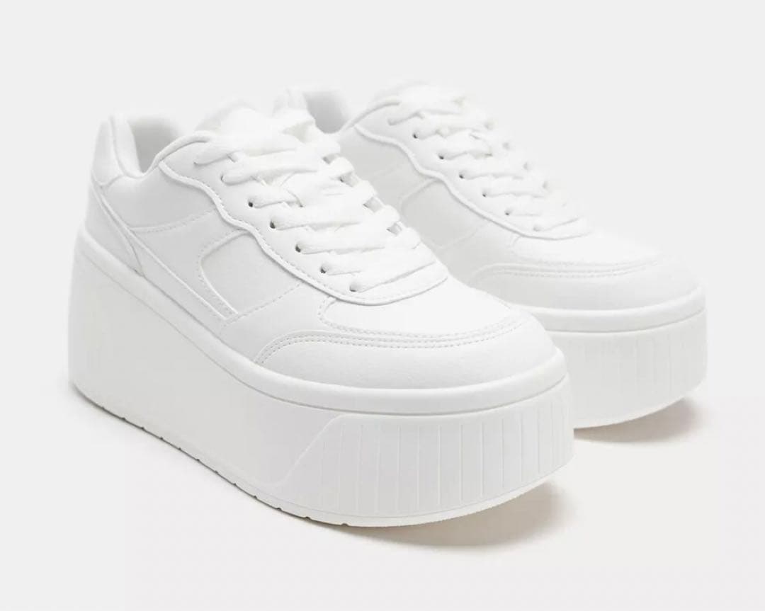 ZARA フラットフォームソールスニーカー