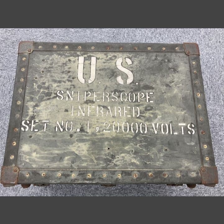 本物】1951年製のアメリカ軍のM3赤外線狙撃兵用スコープ ボックス 特大