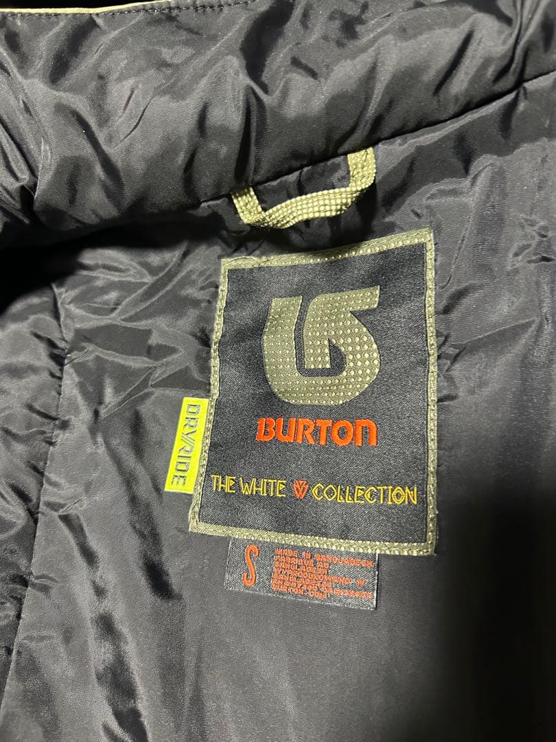 Burton カモフラージュ スノーボードウェア　上下セット