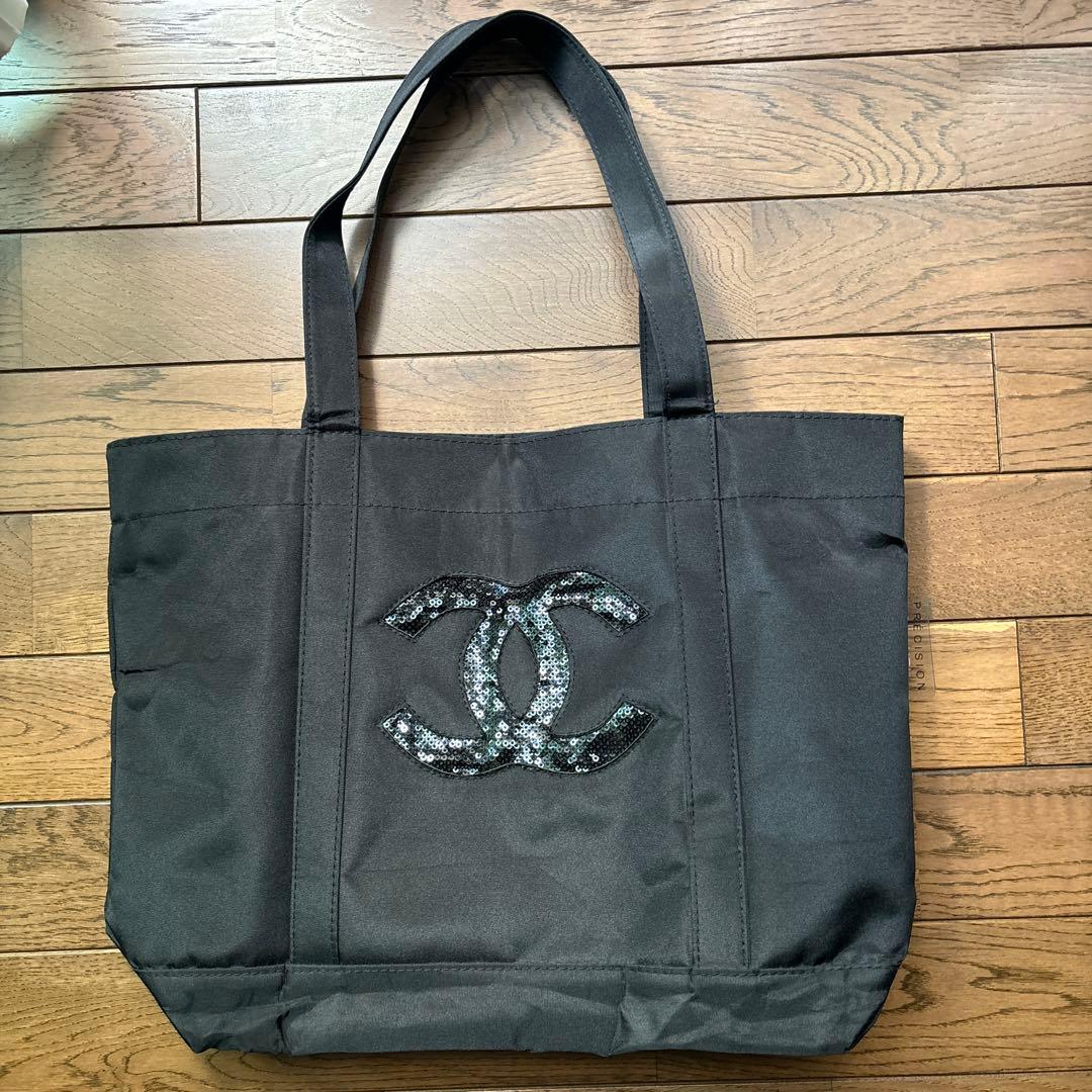 CHANELシャネルノベルティ ナイロントートバッグ - メルカリ