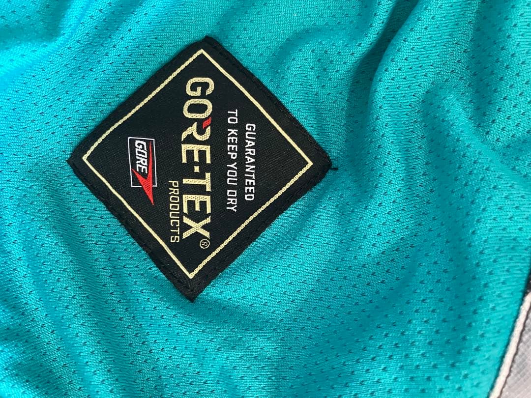 VOLCOM ゴアテックス　ターコイズブルースノーボードジャケット　S