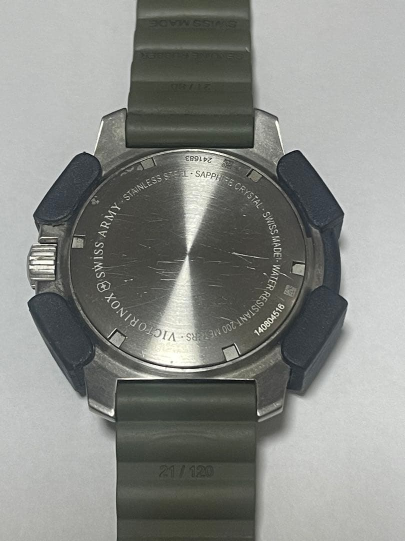 Victorinox ビクトリノックス ラバーベルト 腕時計 カーキ 美品