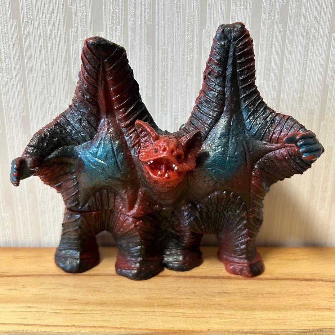 ペスター ソフビ ポピー 当時物ウルトラマン ペスター ソフビ ポピー