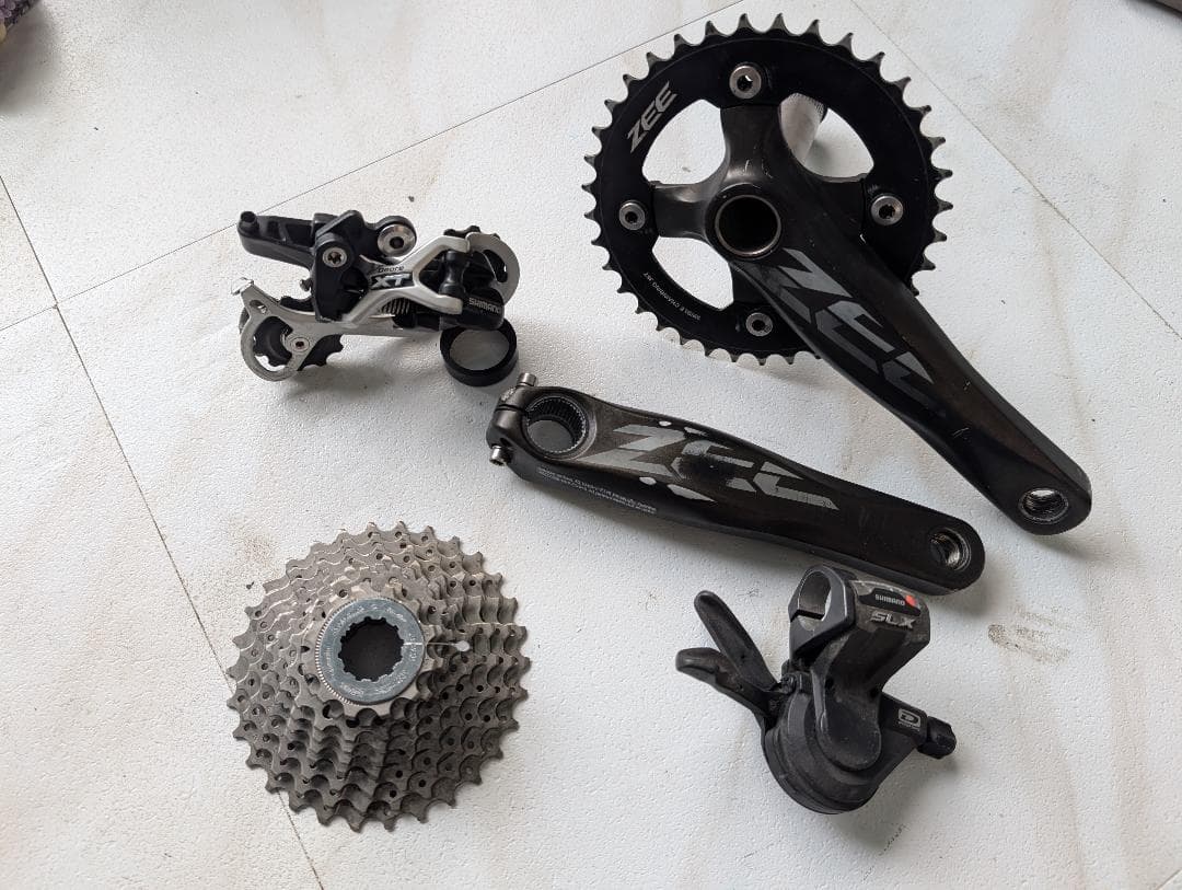 DT Swiss Truingスタンドアダプター 左利きのハブ用 NO RIDE