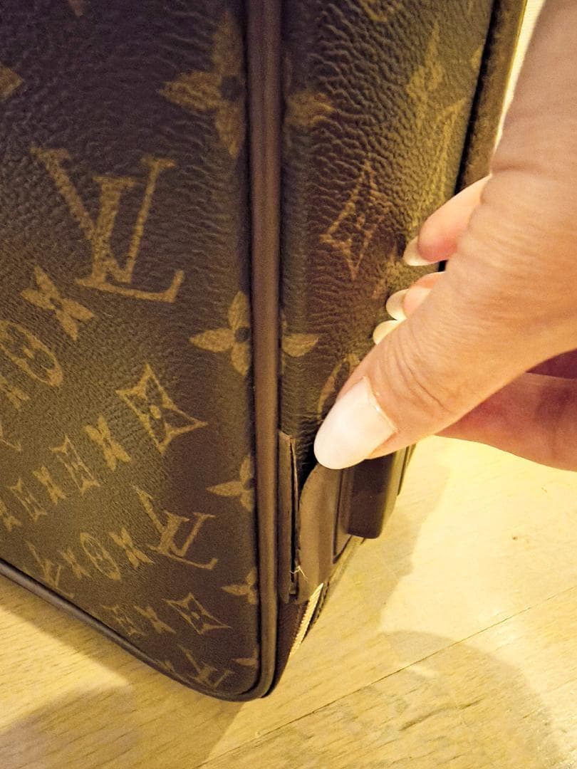 【使用感あり】ルイ・ヴィトンのスーツケース（日本正規店で購入）