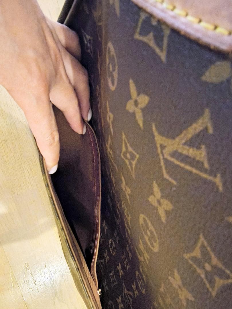 【使用感あり】ルイ・ヴィトンのスーツケース（日本正規店で購入）