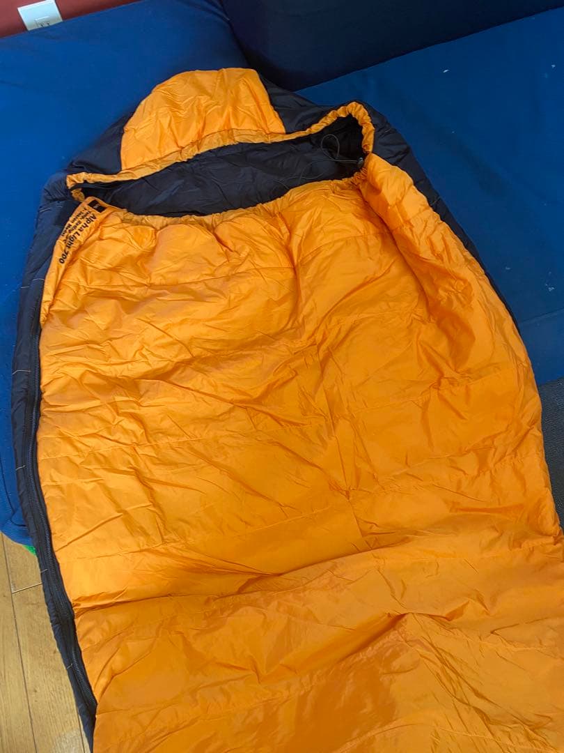 イ*ュ様 ISUKA イスカ アルファライト 700 寝袋 綺麗 2回 使用