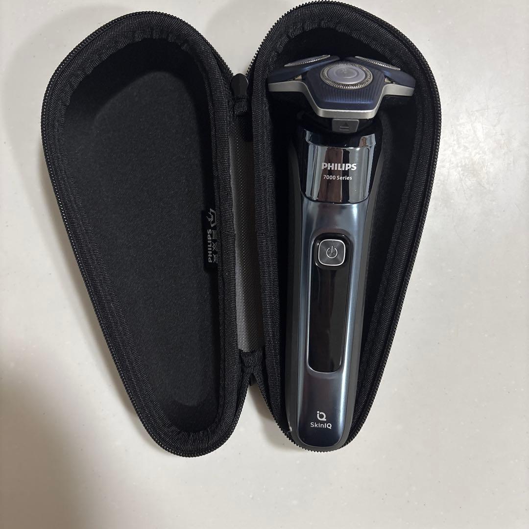 PHILIPS メンズ電気シェーバー 7000 Series S7882/51