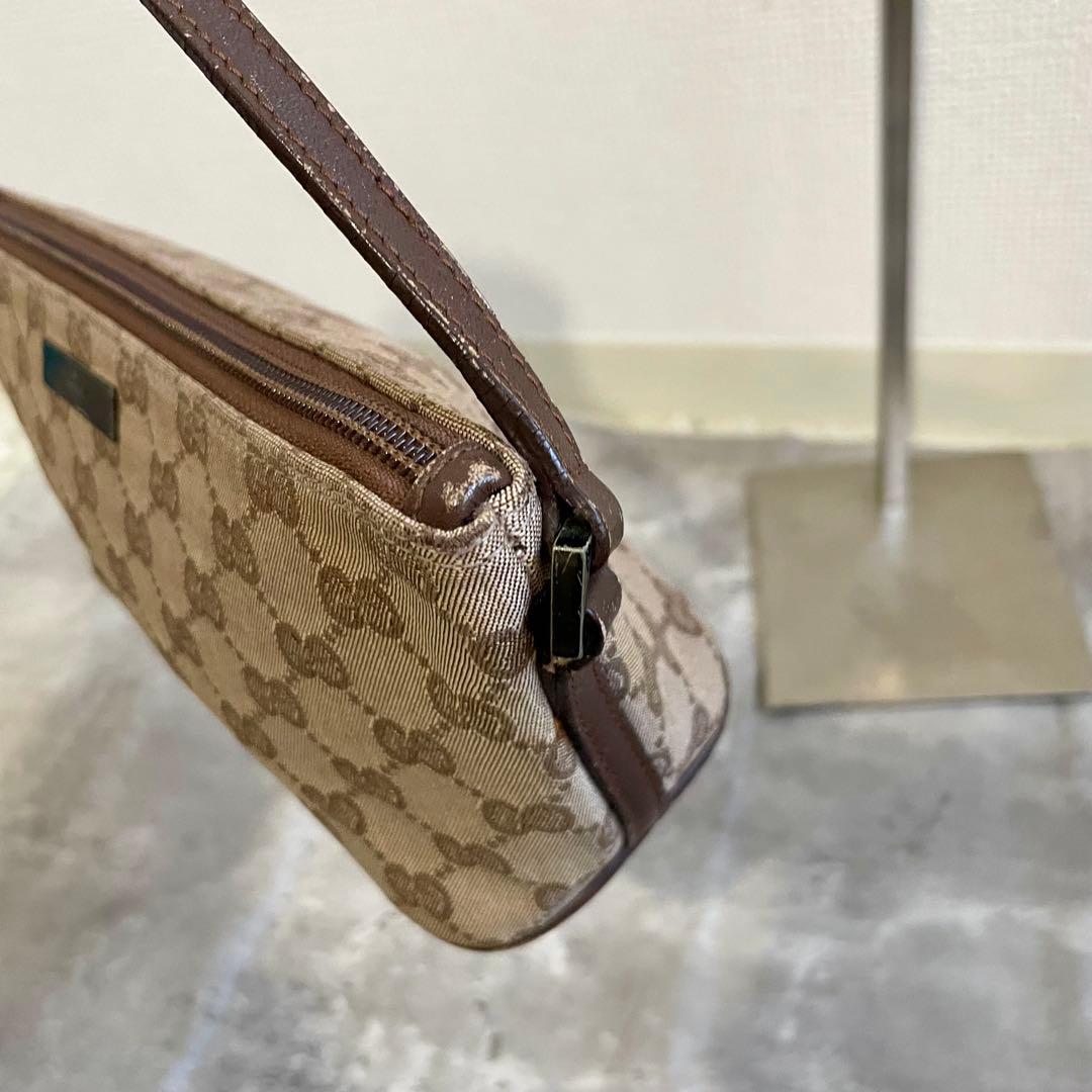 GUCCI グッチ アクセサリーポーチ gg柄 スプリーム プレート キャンバス