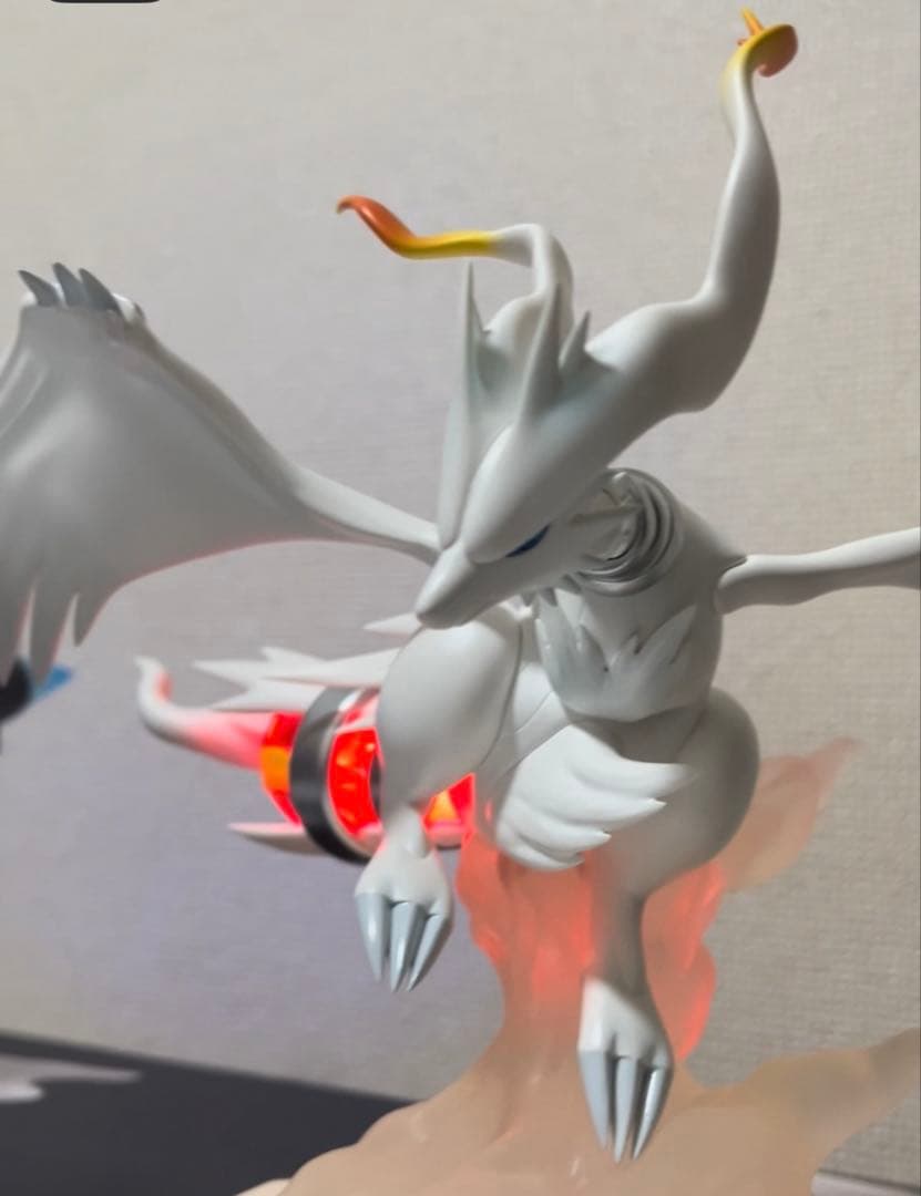 ポケモンスケールワールド レシラム フィギュア ホワイト - メルカリ