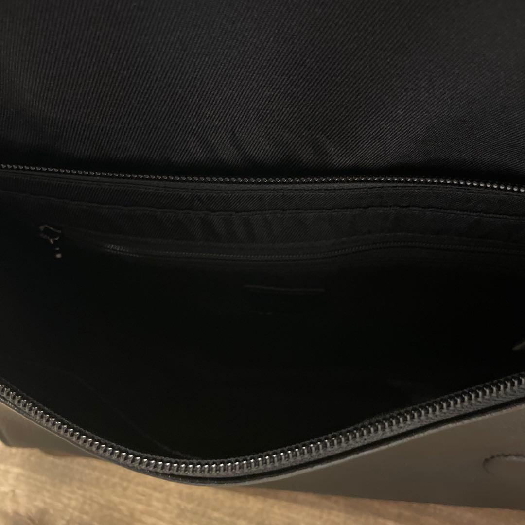 最終値下げear PAPILLONNER本革ワイドテープショルダーボディバッグ