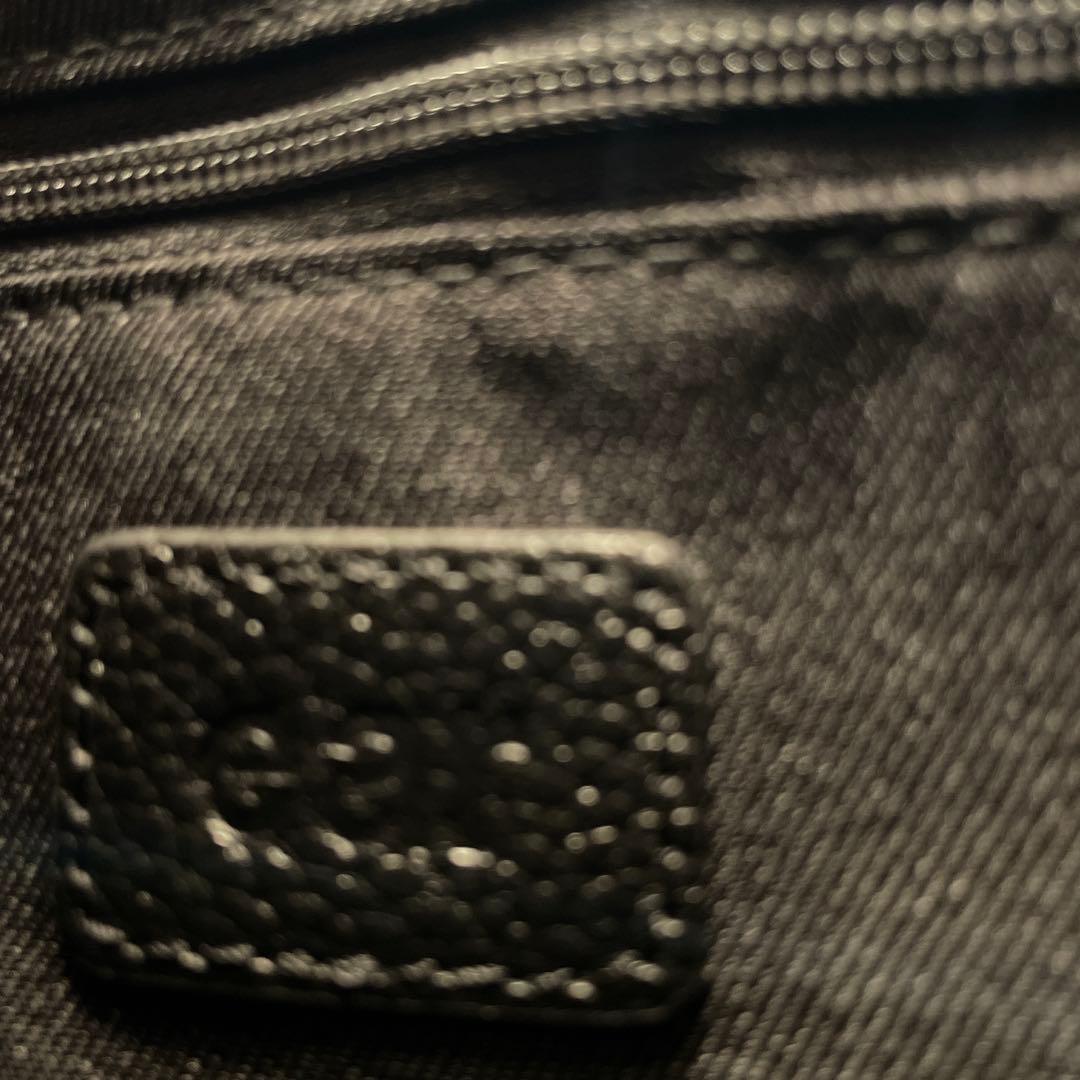 最終値下げear PAPILLONNER本革ワイドテープショルダーボディバッグ