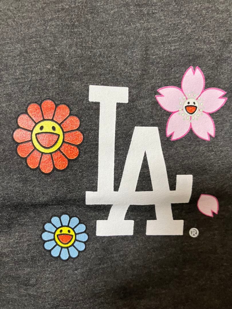 ドジャース 2025優勝記念& 村上隆×ドジャース 優勝Tシャツ 2セット