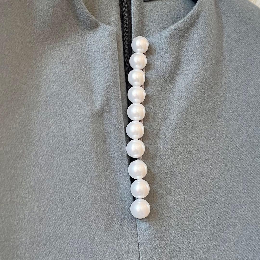 美品✨ ヨーコチャン パール付き ノースリーブスリットラインドレス 近年モデル