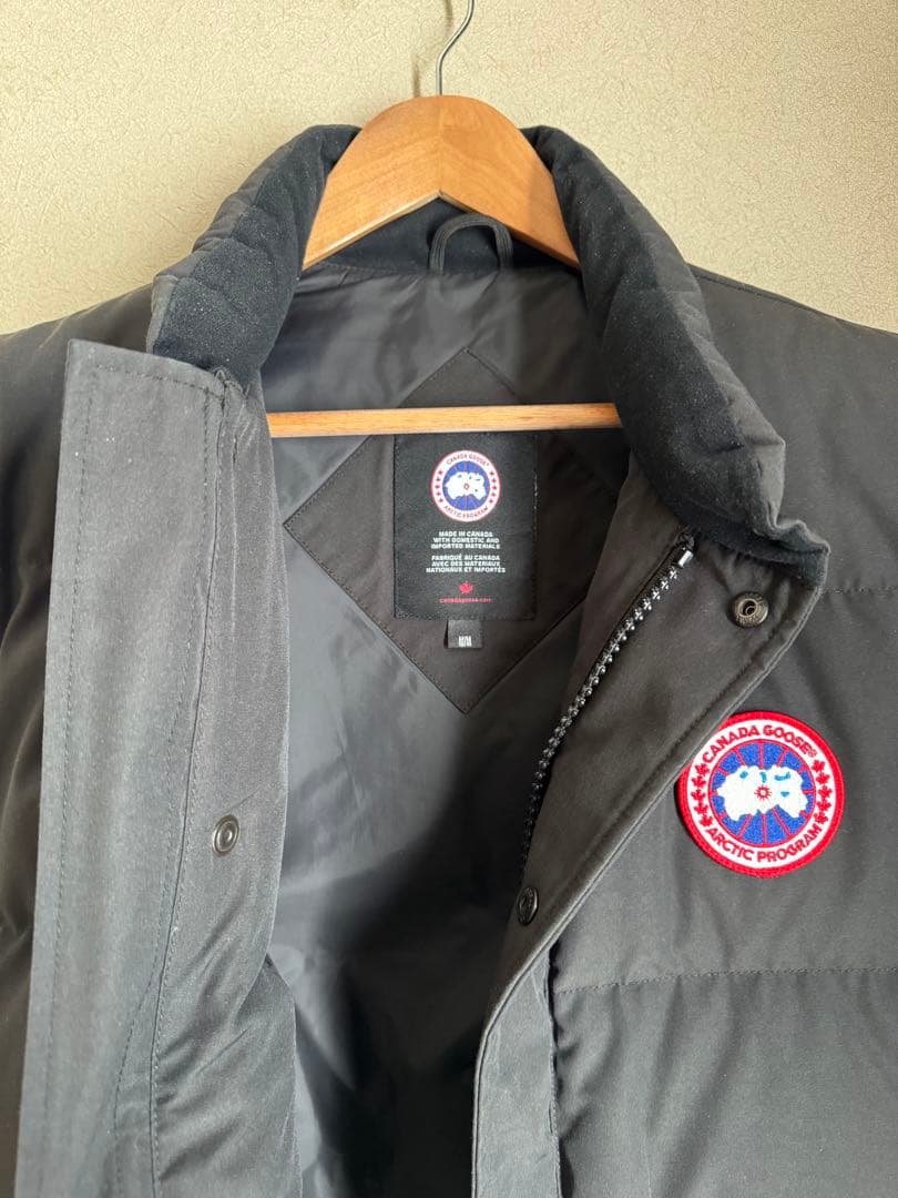 カナダグース アスレチックプログラム 黒 ダウンジャケット 通販