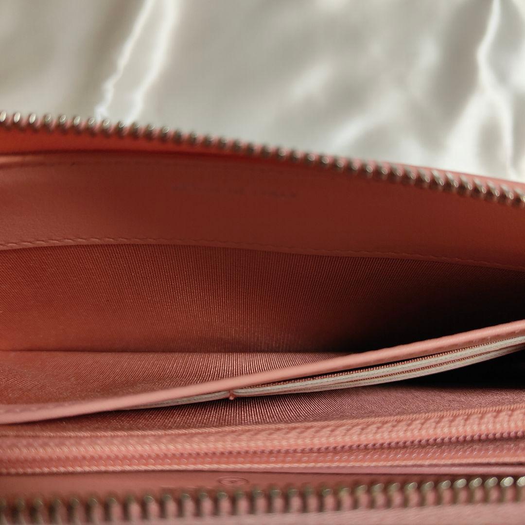 美品✡シャネル　キャビアスキン　CCフィリグリー　ラウンドファスナー　長財布