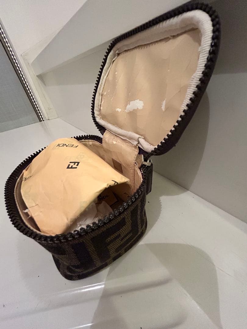 ⭐️希少【FENDI】フェンディバニティポーチ　ズッカ柄　キャンバスミニ化粧ポーチ