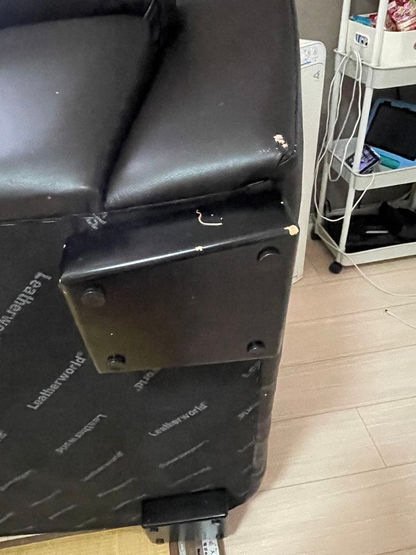 leatherworld ソファ 3シーター 直接引取りも可 - メルカリ