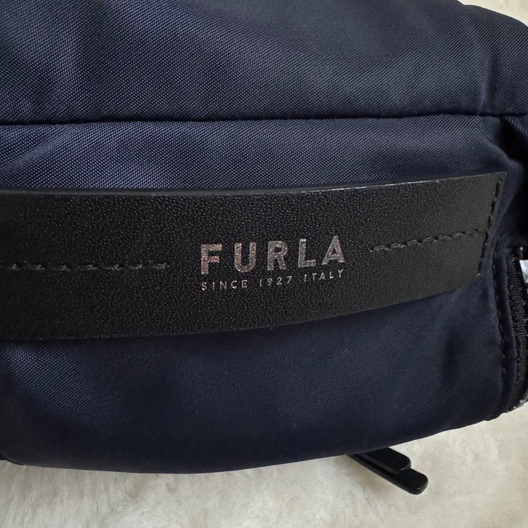 FURLA フルラ ボディバッグ ナイロン メンズ ネイビー