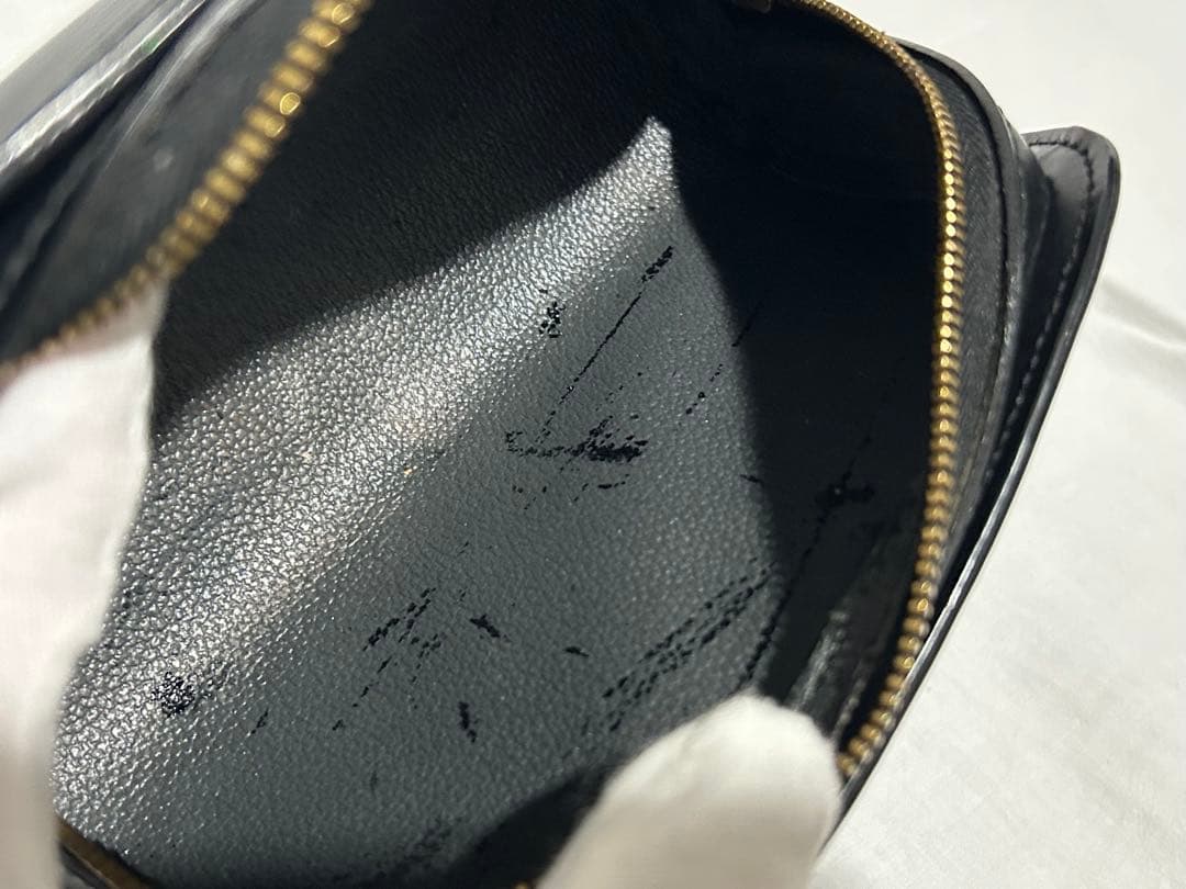 訳あり Louis Vuitton ブラック エピレザーポーチ
