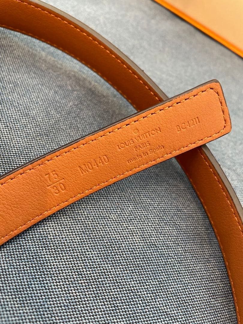 ルイヴィトン　モノグラム ベルトレディース　未使用