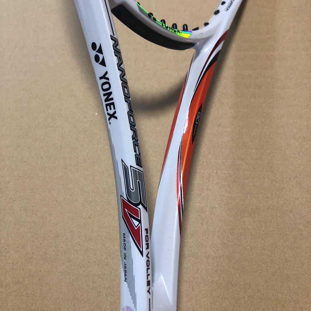 【未使用】ヨネックス　ラケット　yonex ナノフォース　5V REV