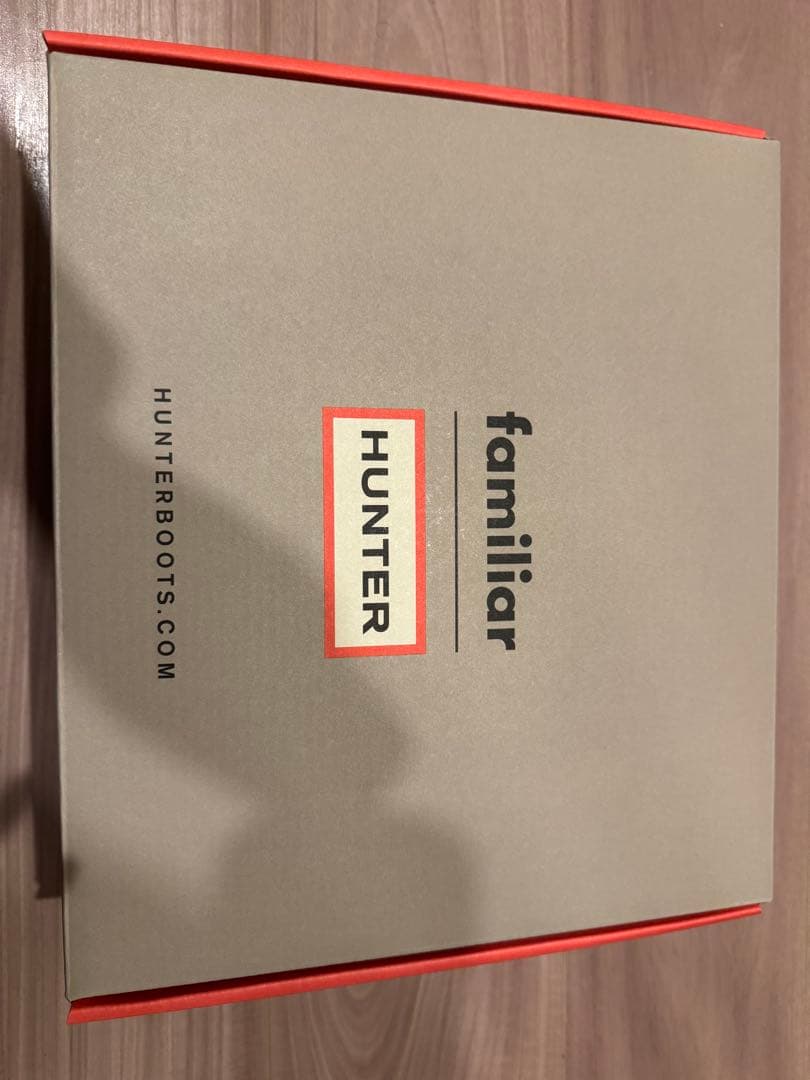 ファミリア　レインブーツ　HUNTER × familiar