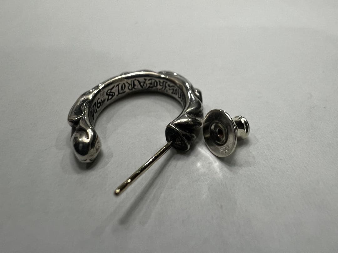 【美品】クロムハーツスクロールフープピアス(片耳用)