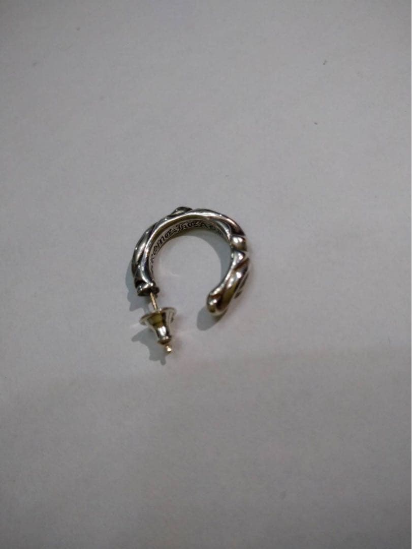 【美品】クロムハーツスクロールフープピアス(片耳用)