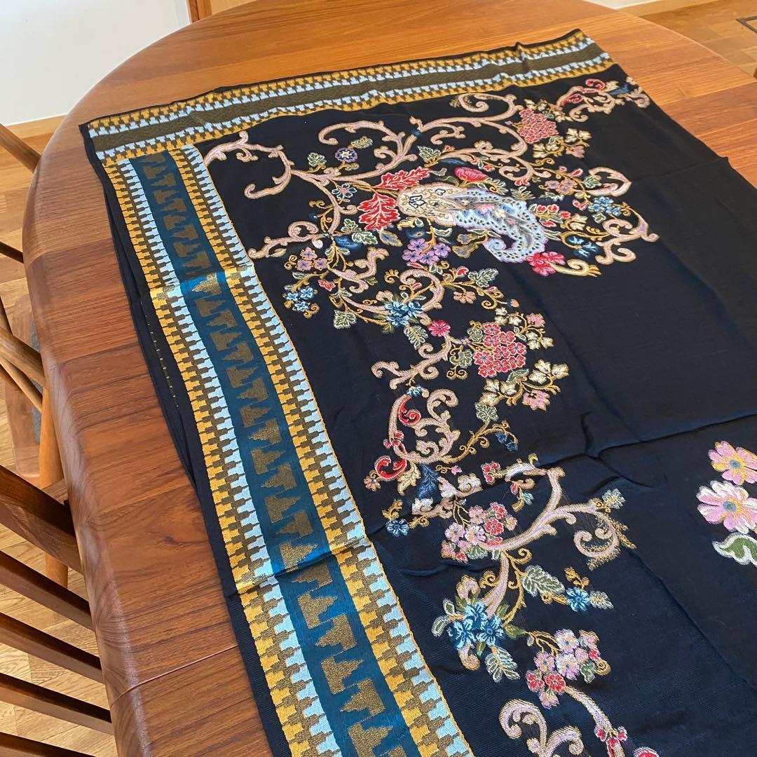 ETRO エトロ 刺繍入り 大判 ストール 花モチーフ イタリア製