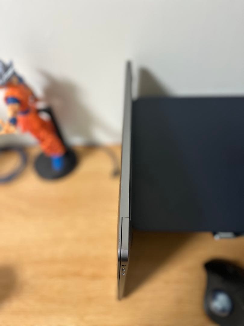 MacBook本体 Apple MacBook Pro2018 8/256GB