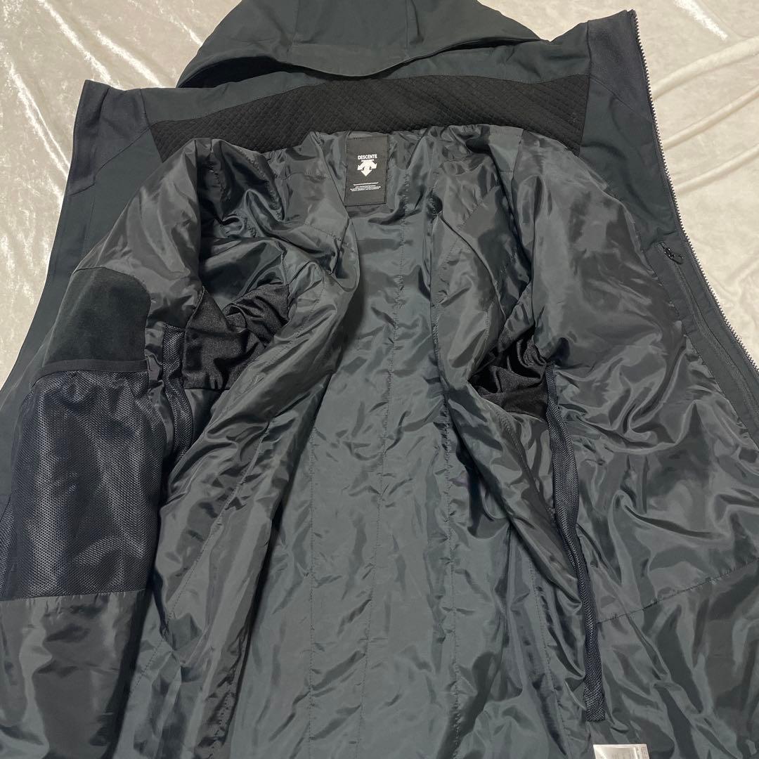 相談中デサント DESCENTE JACKET XO 黒　青