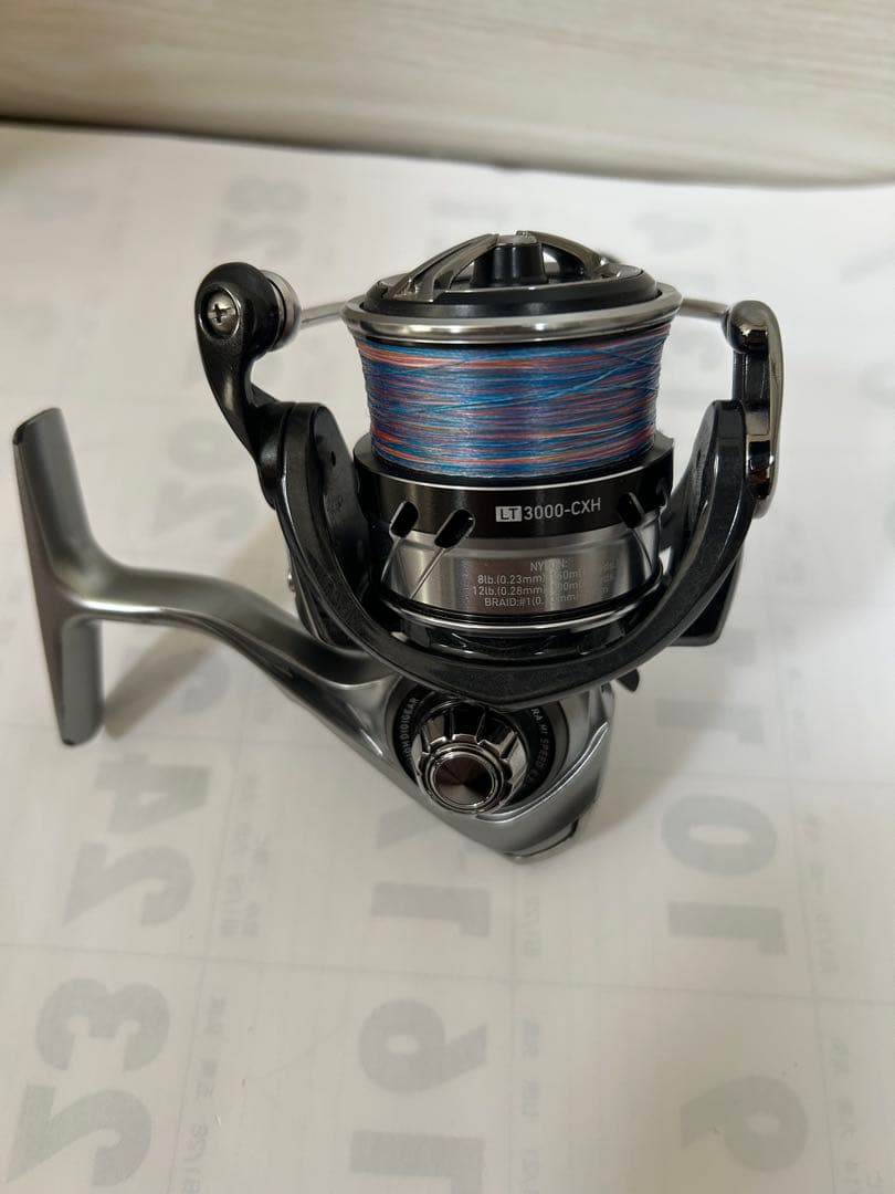いとよしのぶ 様専用ですCALDIA LT3000-CXH スピニングリール