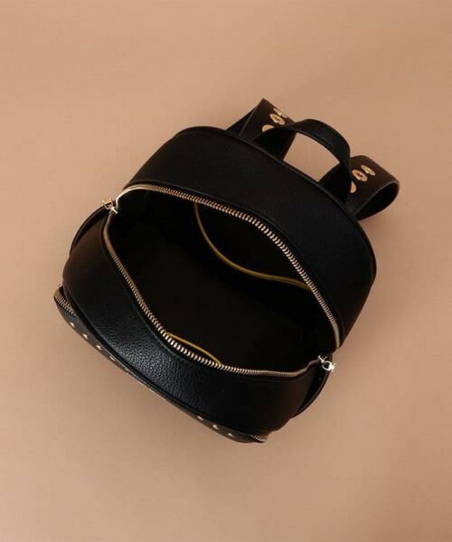 Samantha Thavasa スタッズ付きリュック