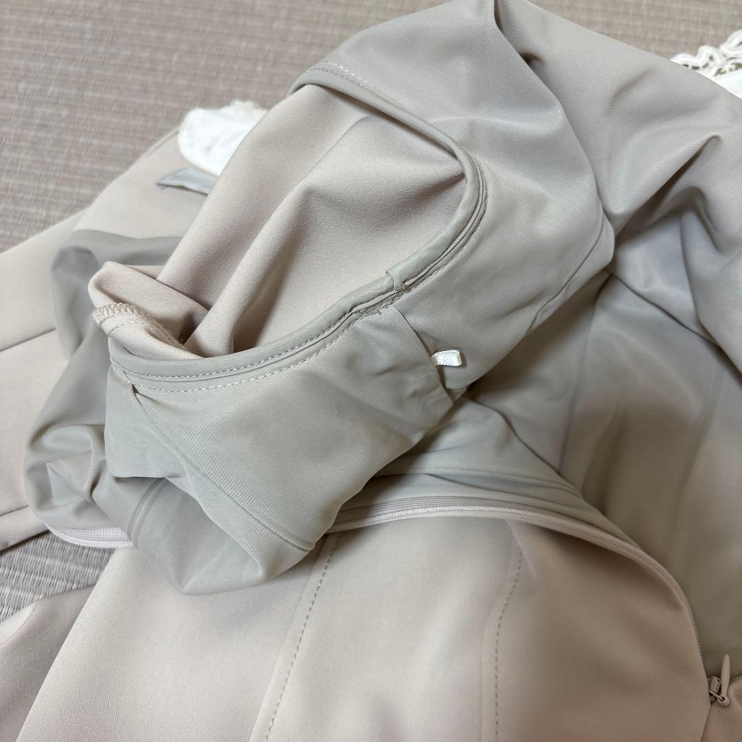 CELFORDセルフォード38 レース襟付きベージュタイトワンピース