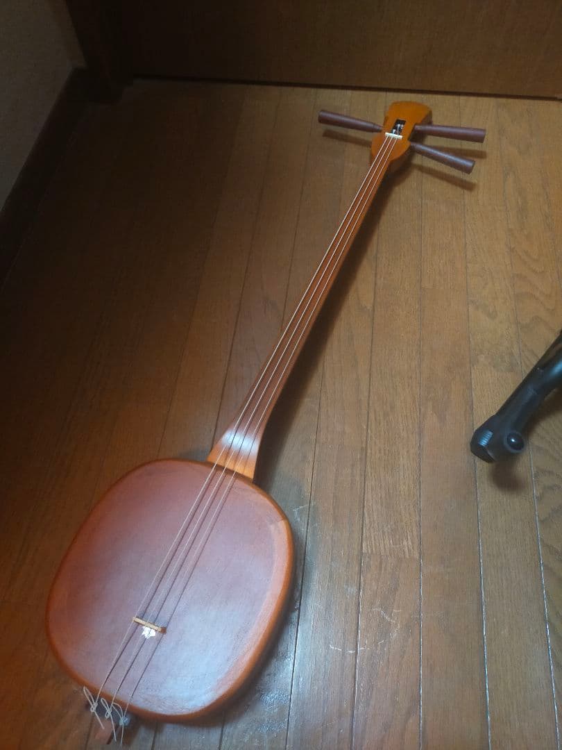 沖縄三線 ASOVIVA製 美品 弦楽器