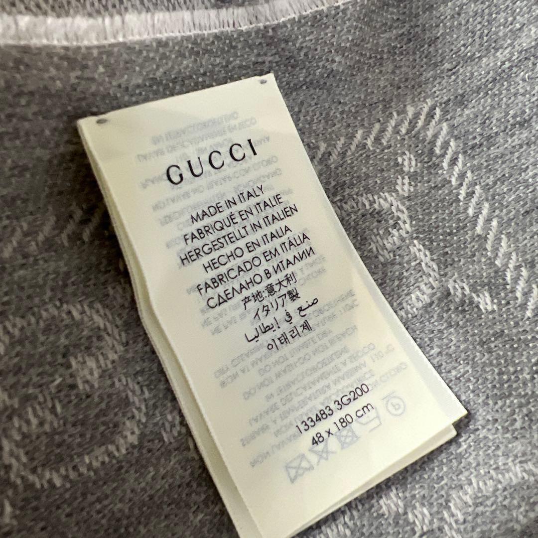 新品同様グッチGUCCIストールフリンジ付きグレー