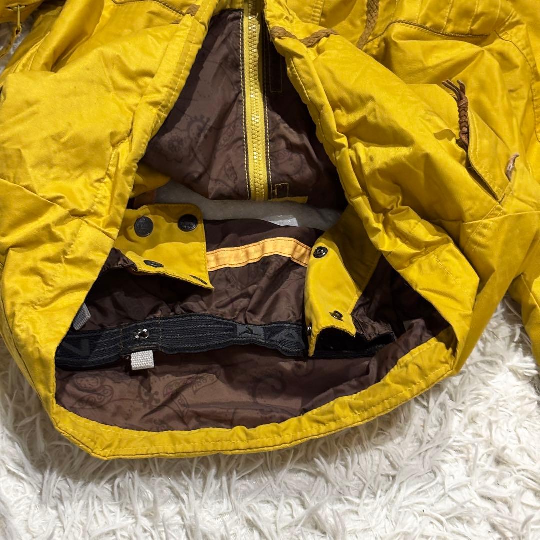 【美品】エーアールジー スノーボードウェア　スキーウェア　ジャケット　S