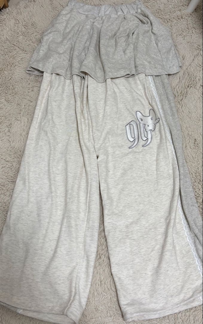 Hug your skin ハグユアスキン ズボン