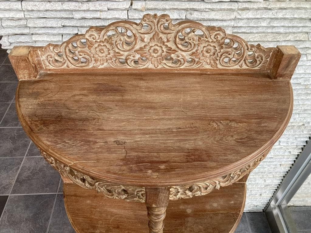 インドネシア　３段　飾り棚　木製　シェルフ　彫刻装飾