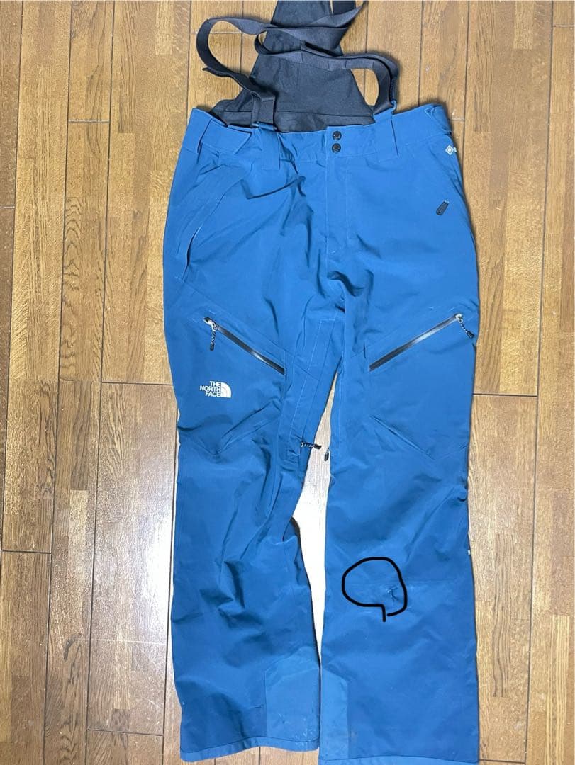 The North Face フード付きスキーウェア