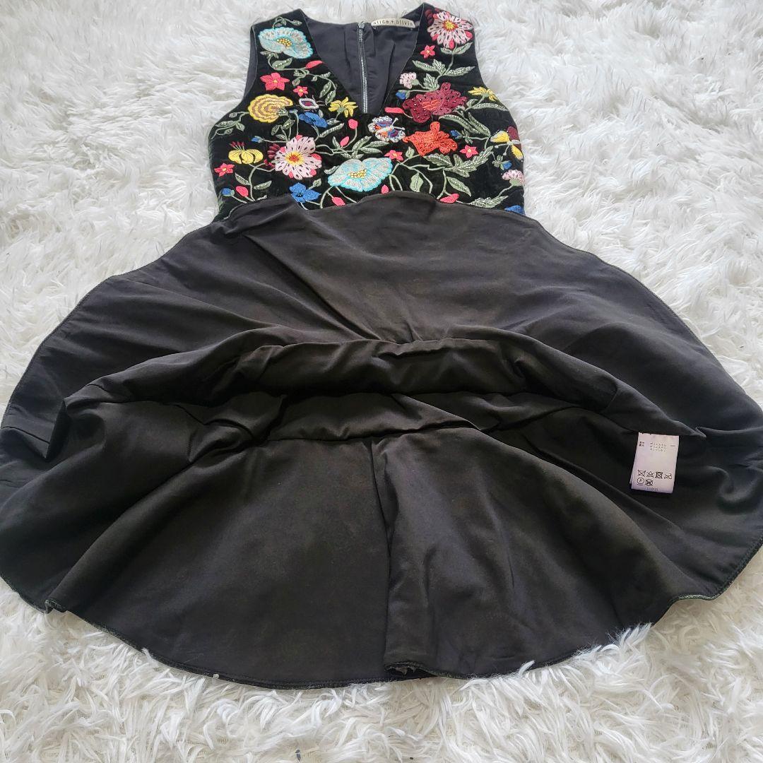 alice+olivia アリスオリビア 花柄刺繍ワンピース ミニドレス xs
