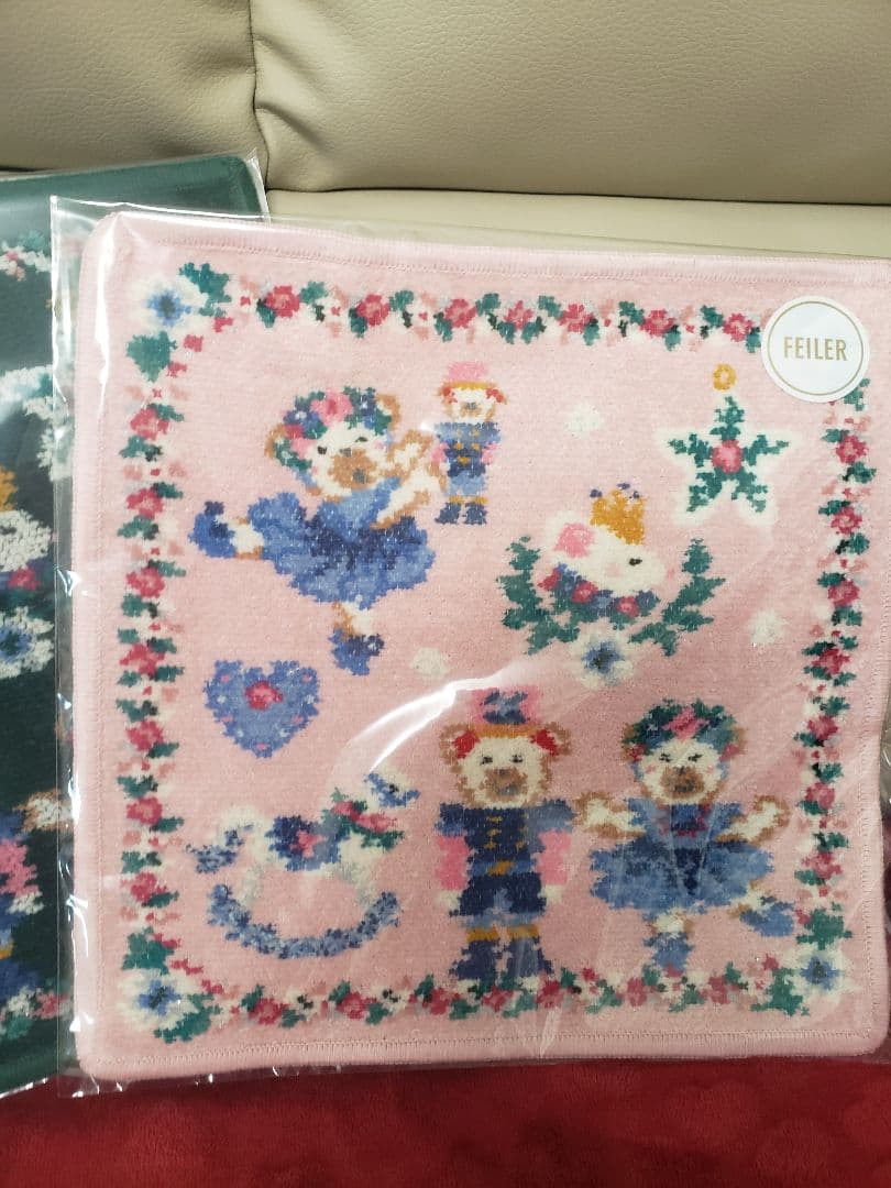 フェイラー リーベ＆リリアザナットクラッカー　ハンカチ二枚セットWEB限定