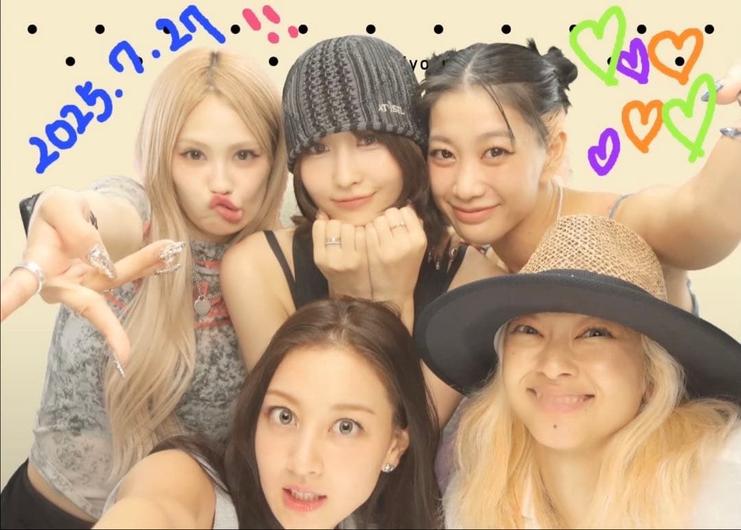 ATiiSSU atiissu ブラック ニット帽 twice モモ着用 - メルカリ