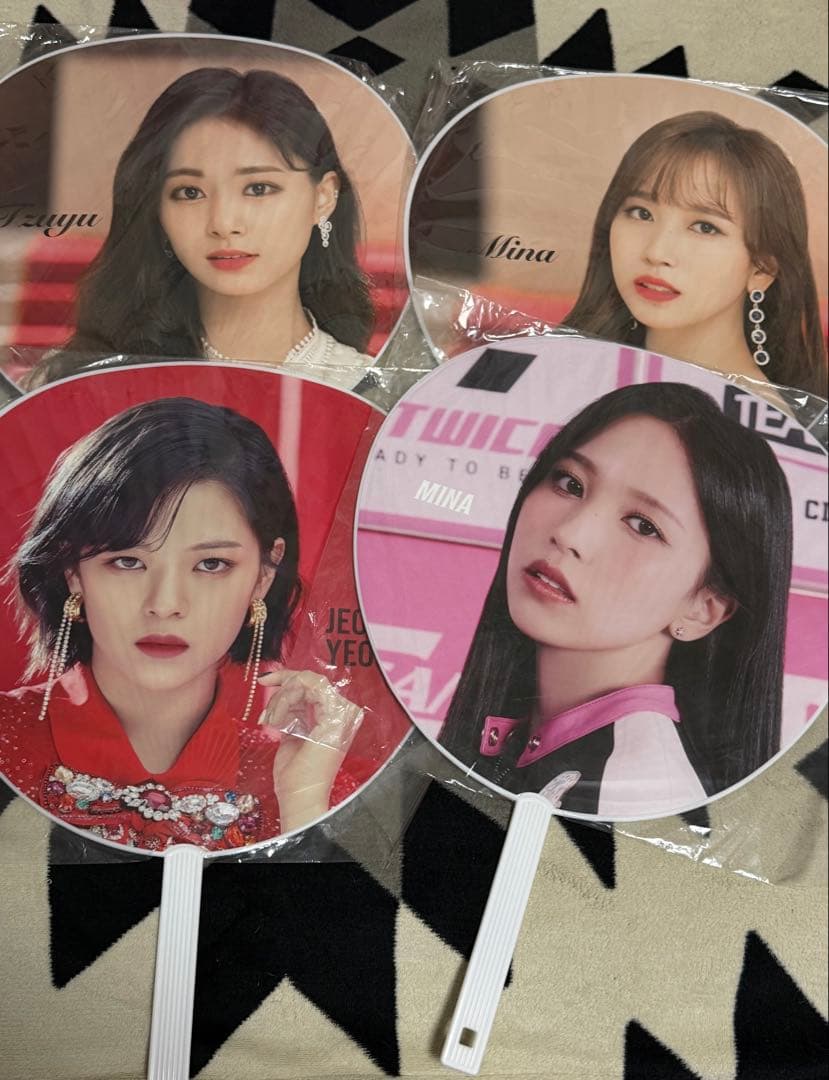 TWICE グッズ