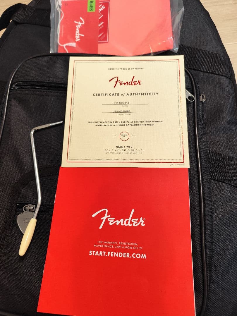 FENDER American performer ストラトキャスター HSS