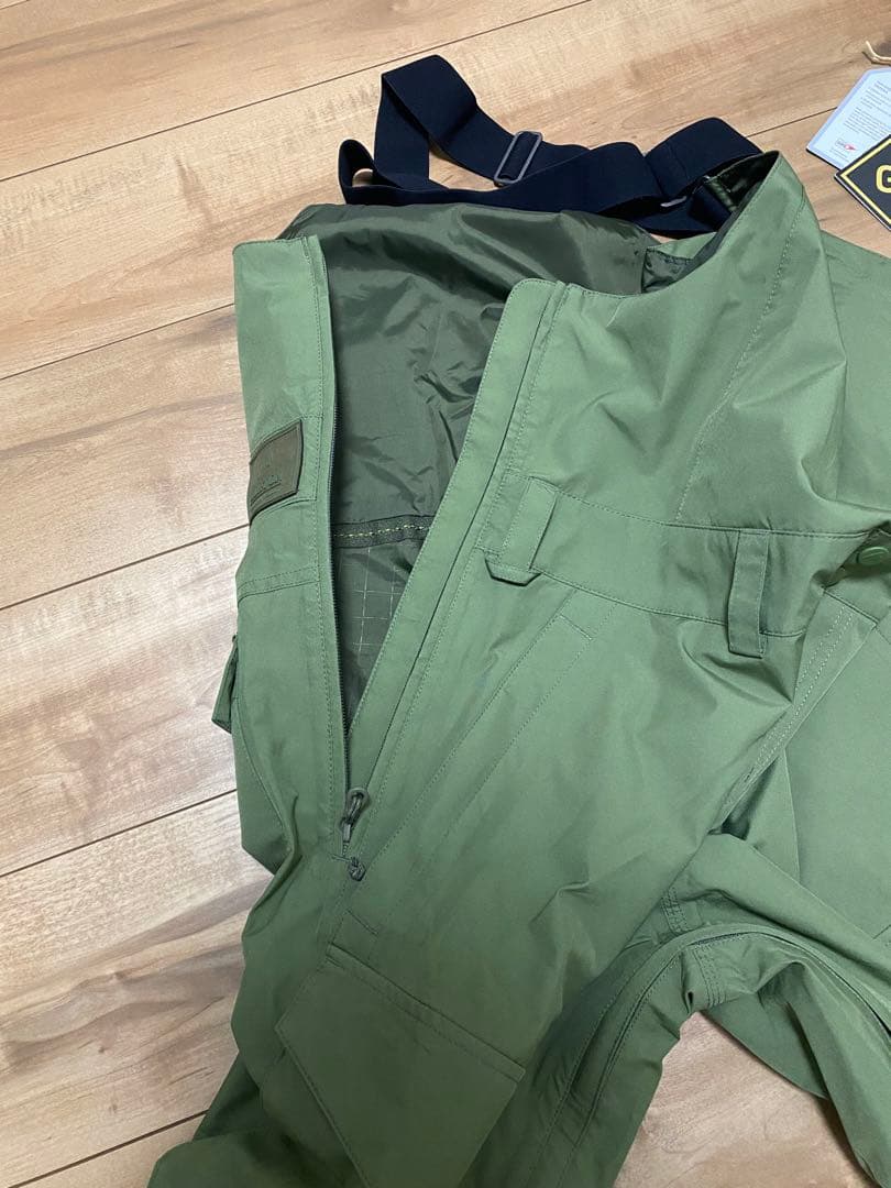 Burton GORE-TEX スノーボードウェア オリーブグリーン　ビブパンツ